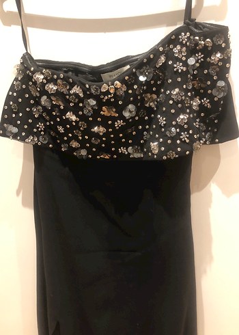 İpekyol marka, 40 beden, tek omuzlu, önü payetli gece elbisesi - Görsel 3