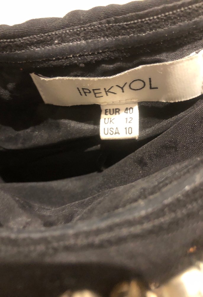 İpekyol marka, 40 beden, tek omuzlu, önü payetli gece elbisesi - Görsel 2