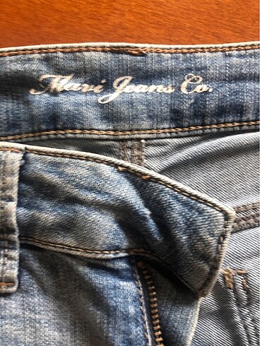 28 Beden lacivert Renk Mavi Jeans mini kot şort