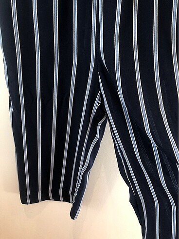 HM lacivert mavi beyaz çizgili beli lastikli bol kesim yan cepli - Görsel 2