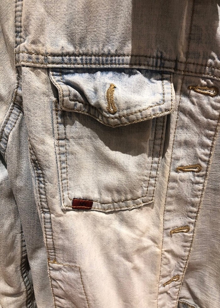 Limon marka açık mavi kot ceket orijinali yıpratılmıştır - Görsel 3