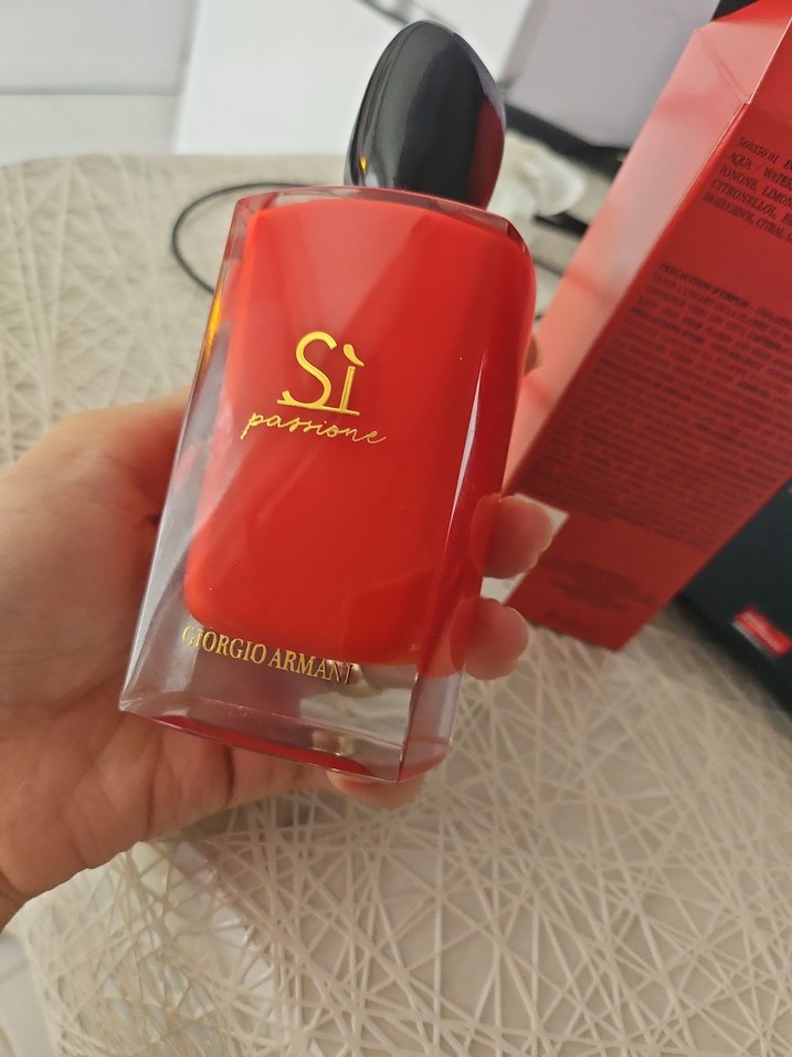 Giorgio Armani Si Passione Kadın Parfümü - Görsel 2