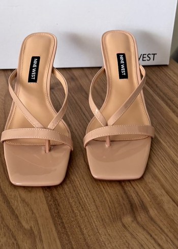 Bej Stiletto Topuklu Kadın Terlik NINE WEST - Görsel 2