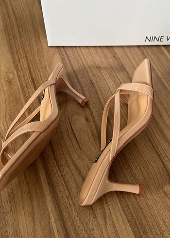 Bej Stiletto Topuklu Kadın Terlik NINE WEST - Görsel 3