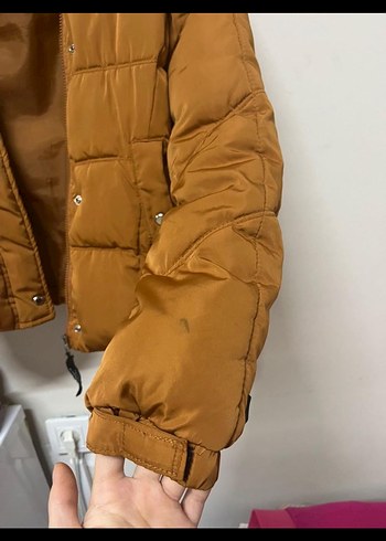 Bershka Şişme Mont - Görsel 4