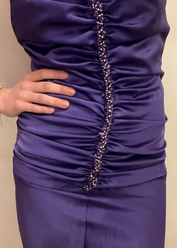 Mor V Yaka Drapeli Gece Elbisesi - Görsel 2
