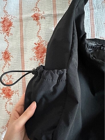  Beden pull and bear siyah çanta