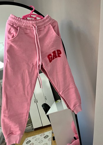 5 Yaş Beden GAP Çocuk Pembe Eşofman Takımı