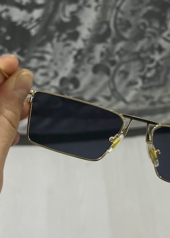 Gold çerçeveli unisex güneş gözlüğü - Görsel 2