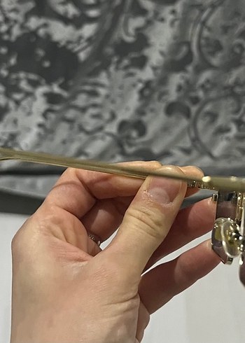 Gold çerçeveli unisex güneş gözlüğü - Görsel 3