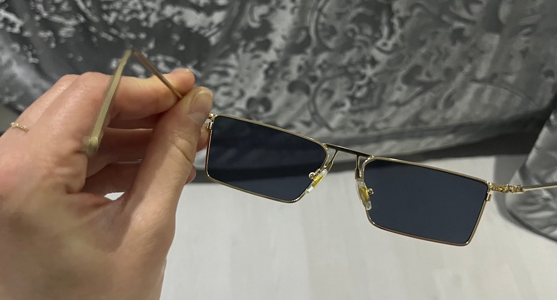 Gold çerçeveli unisex güneş gözlüğü - Görsel 2