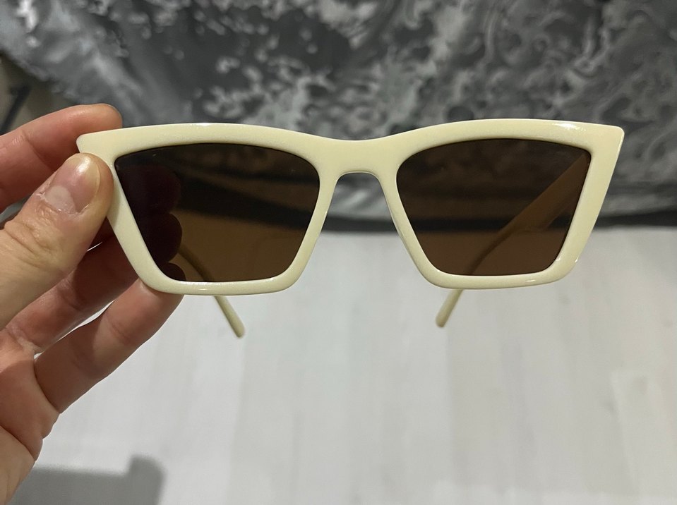 Şeffaf Bej Kadın Güneş Gözlüğü - Görsel 4