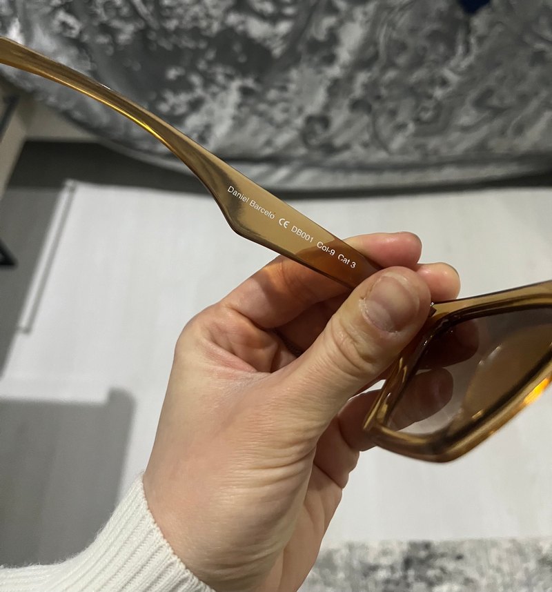 Şeffaf Bej Kadın Güneş Gözlüğü - Görsel 3