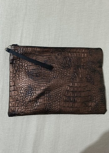 Kahverengi Yılan Derisi Desenli Kadın Deri Clutch