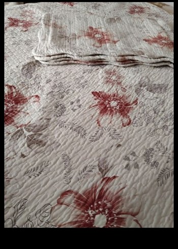 Beyaz Gri Çiçek Desenli Yatak Örtüsü - Görsel 2