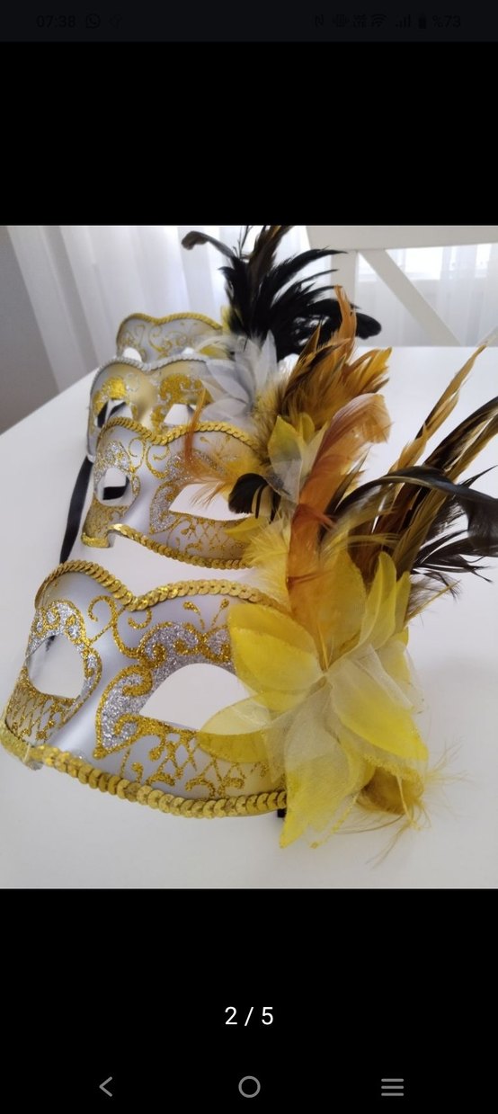 Sarı Siyah Tüylü Kadın Maskesi3 adet plastik - Görsel 2