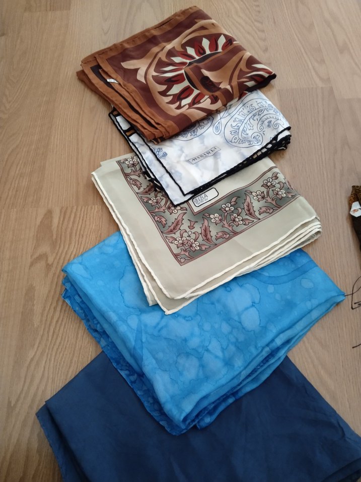 Saf İpek başörtü Mavi ve Gri - Görsel 2