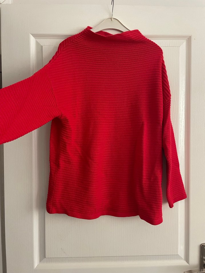 Kırmızı Boğazlı Örgü Kadın Kazak - Görsel 2