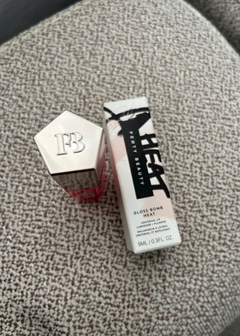 Fenty Beauty Heat Gloss - Görsel 2