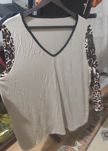 V Yaka Leopar Desenli anneBluzu - Görsel 7
