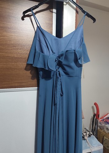 Mavi Uzun Askılı Volanlı Kadın Abiye Elbise - Görsel 6