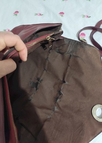 Düğmeli Bordo Deri Kadın Çantası - Görsel 4