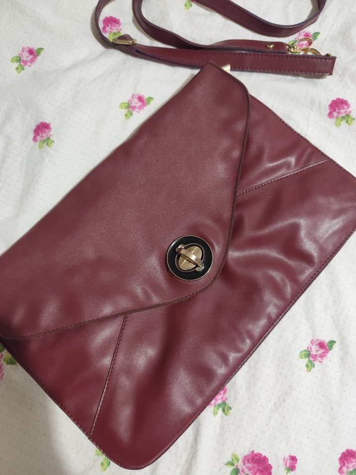 Düğmeli Bordo Deri Kadın Çantası - Görsel 2
