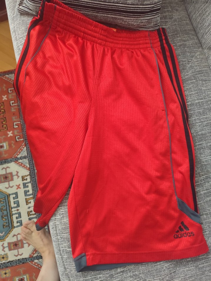 Orjinal Adidas basketbol şortu - Görsel 3