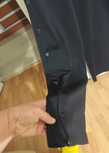 Düğmeli Siyah Kadın Kumaş Pantolon - Görsel 6