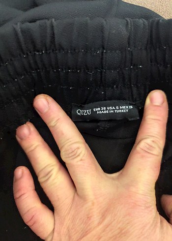 Düğmeli Siyah Kadın Kumaş Pantolon - Görsel 4