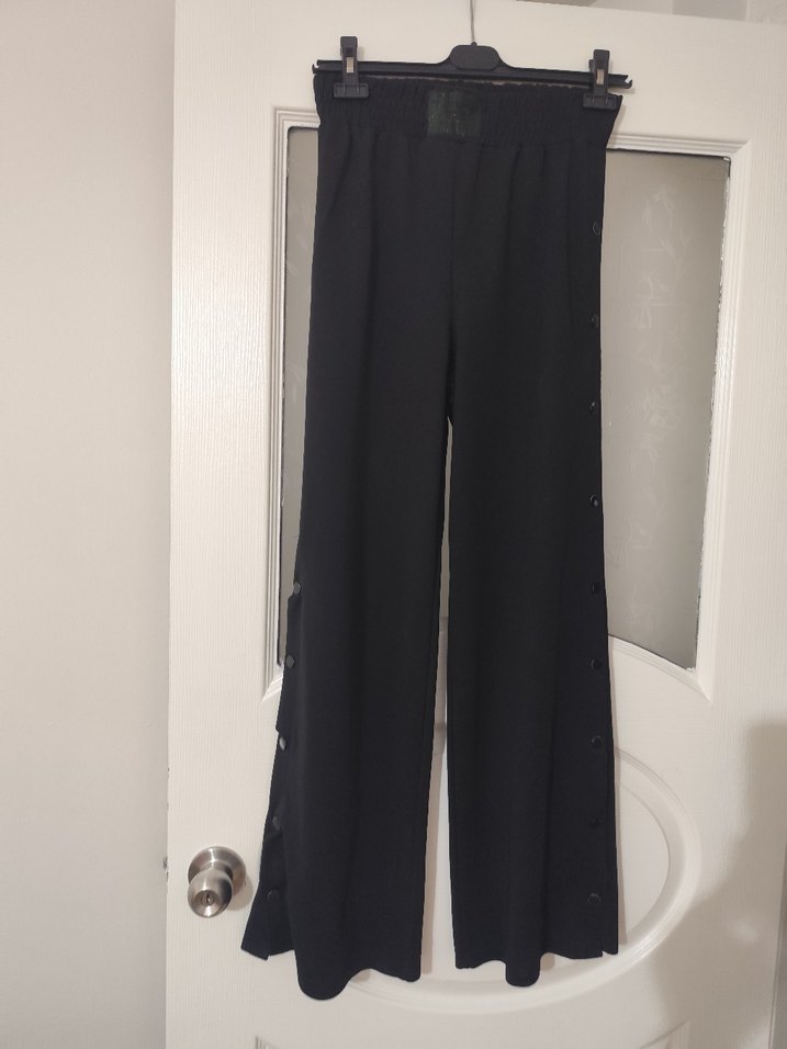 Düğmeli Siyah Kadın Kumaş Pantolon - Görsel 2