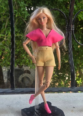 Beden Renk Barbie kıyafeti