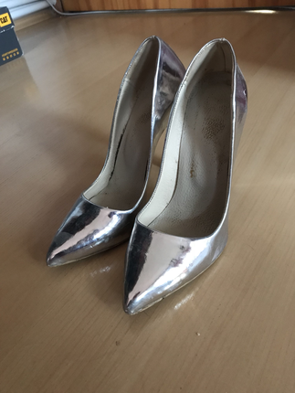 Gümüş Stiletto 
