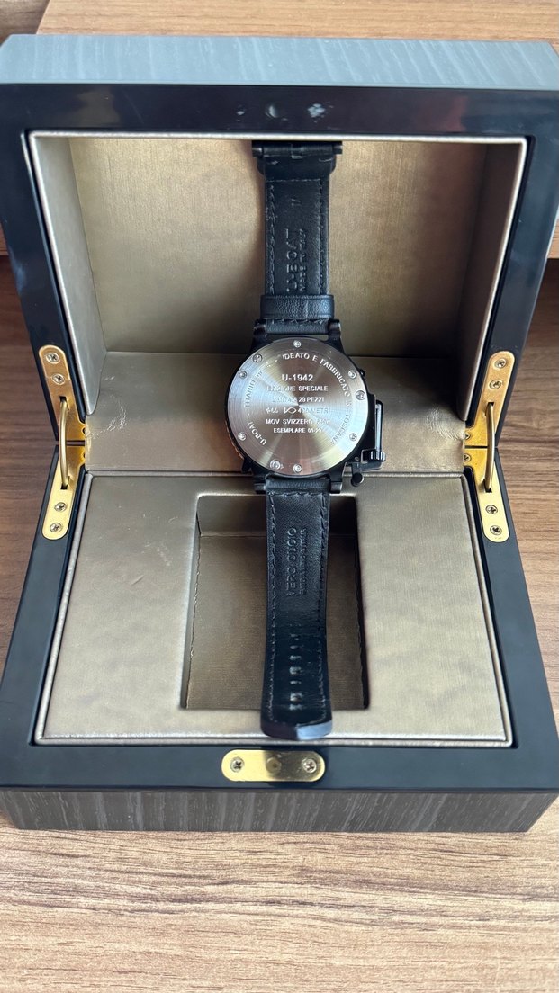 U-Boat Erkek Saati - Görsel 4