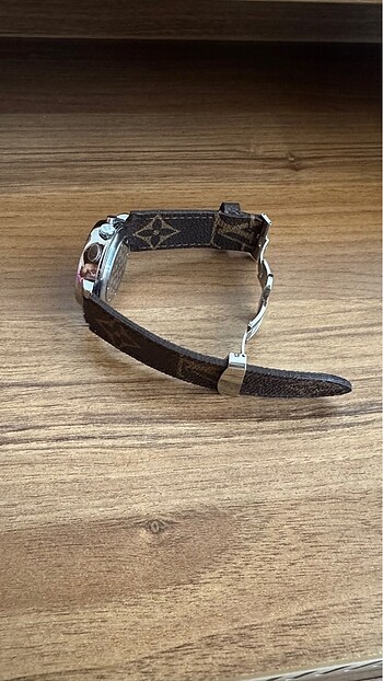 Louis Vuitton Saat - Görsel 2
