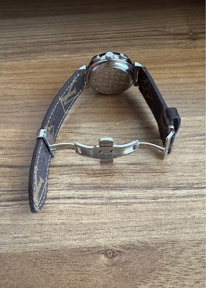 Louis Vuitton Saat - Görsel 3