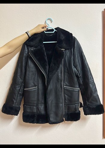 Kadın Siyah Deri Kürklü Biker Ceket