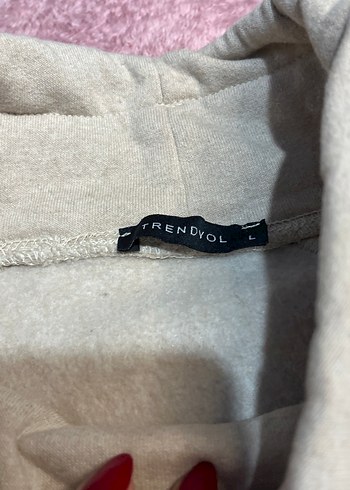 Trendyol & Milla Gri Yüksek Yakalı Kadın Sweatshirt