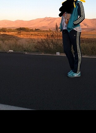 Adidas kadın eşofman takımı 