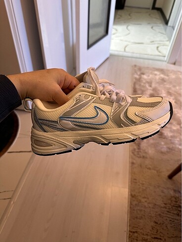 Nike ayakkabı yeni