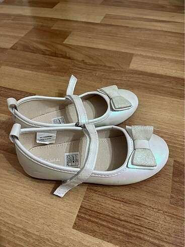 LC Waikiki Lc Waikiki kız çocuk babet