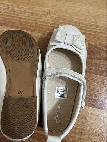 29 Beden beyaz Renk Lc Waikiki kız çocuk babet