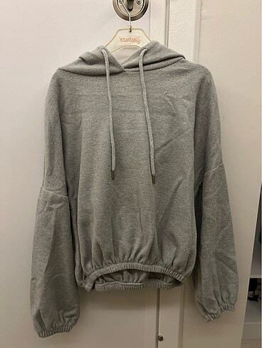 fitilli kapşonlu gri renk sweatshirt
