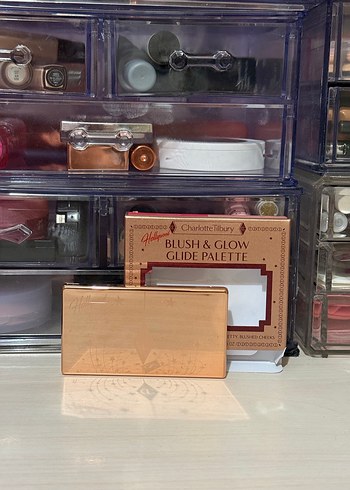 Charlotte Tilbury Glow & Blush Paleti - Görsel 2