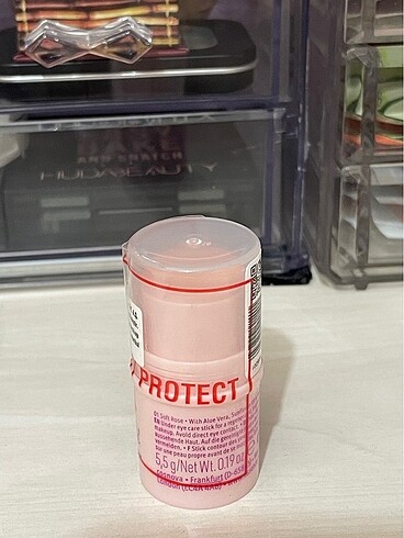 Beden Essence bright eyes under eyes stick
