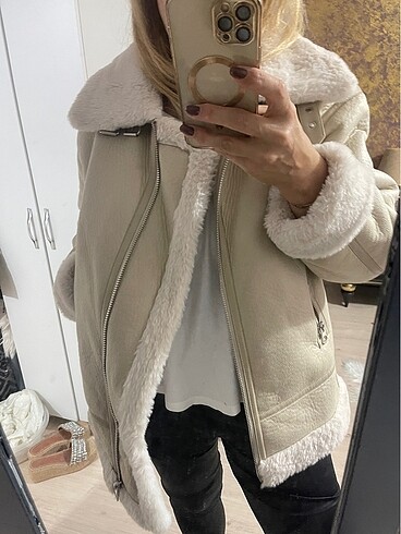 m Beden Stradivarius kaban