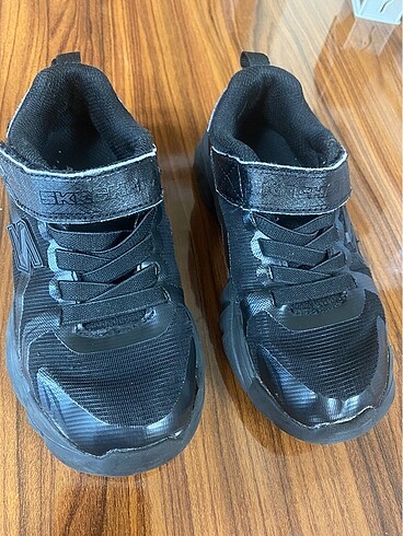 Skechers 28 Numara