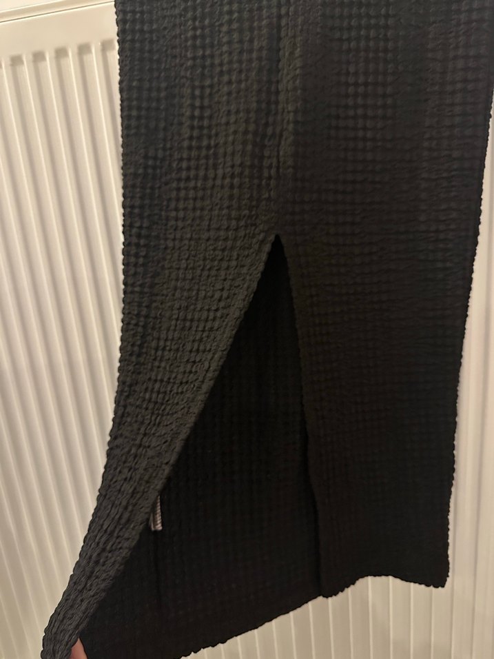 Siyah Düz Desen yırtmaçlı etek - Görsel 2