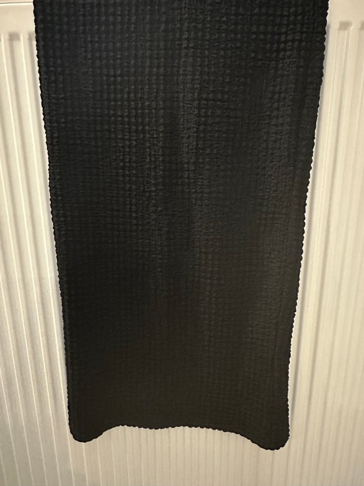 Siyah Düz Desen yırtmaçlı etek - Görsel 3