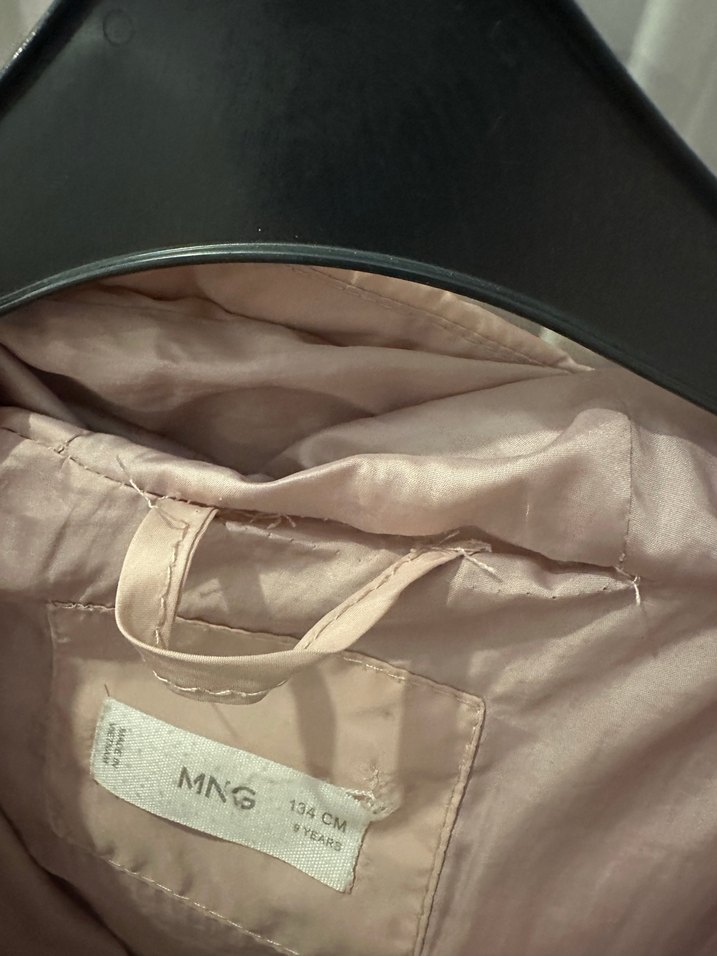 Kız Çocuk Bej Düğmeli Mont - Görsel 3